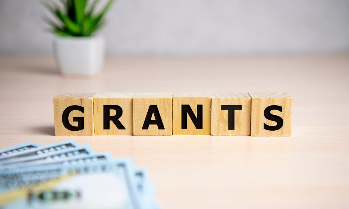 QLD Government announces 3 business grants